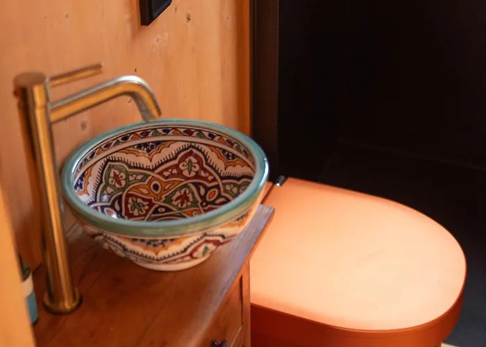 Tiny-hausboot Likedeeler Mit Dachterasse Und Kamin Hamburgo