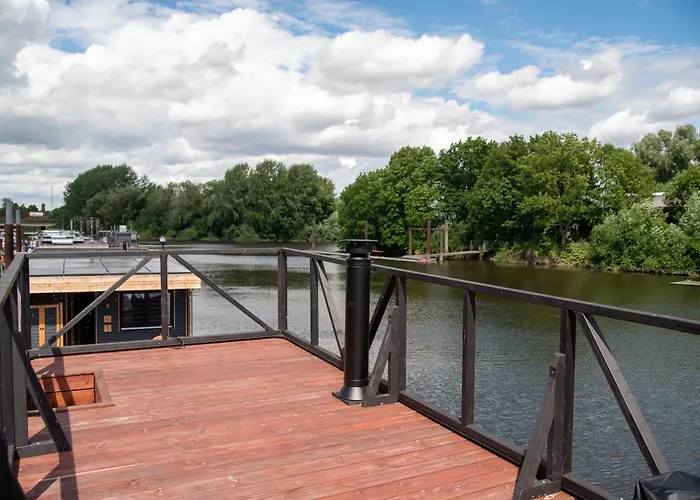 Botel Tiny-hausboot Likedeeler Mit Dachterasse Und Kamin *