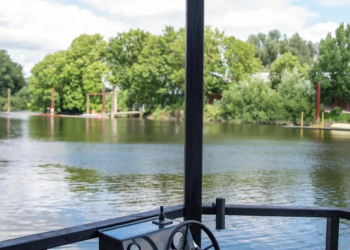 Botel Tiny-hausboot Likedeeler Mit Dachterasse Und Kamin *
