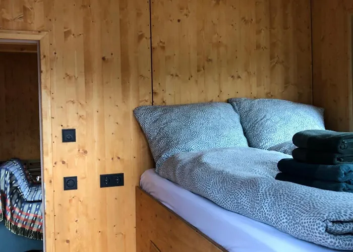 Botel Tiny-hausboot Likedeeler Mit Dachterasse Und Kamin